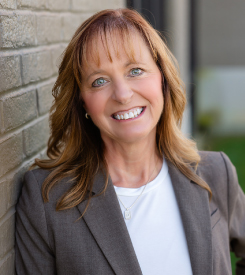 Headshot of Diana Couch