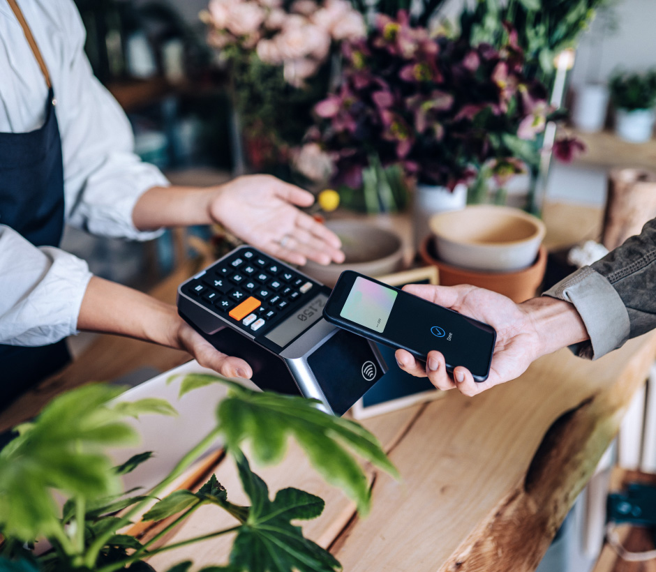 tap to pay with phone