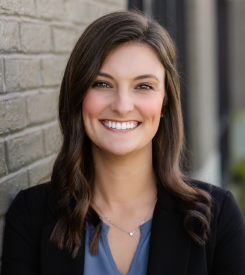 Emily Cunningham headshot