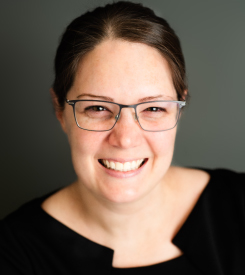 Headshot of Sarah Thompson